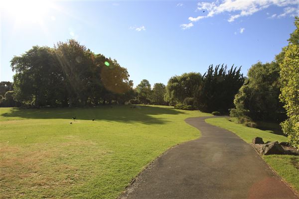 Western Springs Park