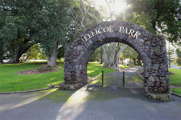 Jellicoe Park